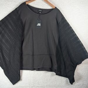 53-Heyson Nwt Black Batwing Sleeve Top